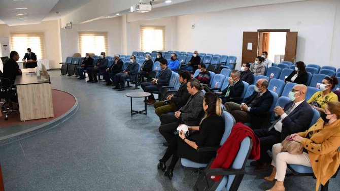 Söke’de Muhtarlar, Mesleki Eğitim Programları Konusunda Bilgilendirildi