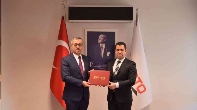 Kahramanmaraş’ta Her Mahalleye Halı Saha Ve Pota