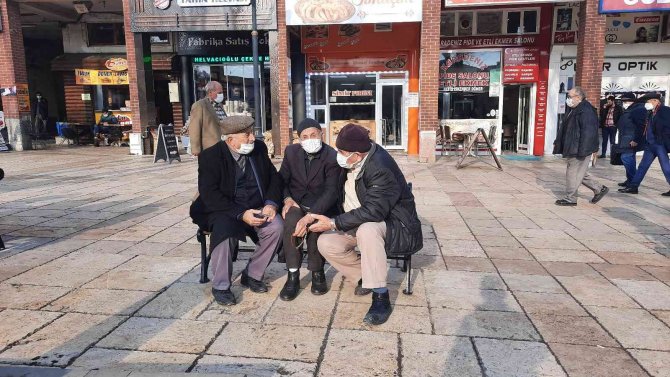 Aşılamada Yüzde 81 Oranını Aşan Kastamonu’da Vakalar Yeniden Artışa Geçti