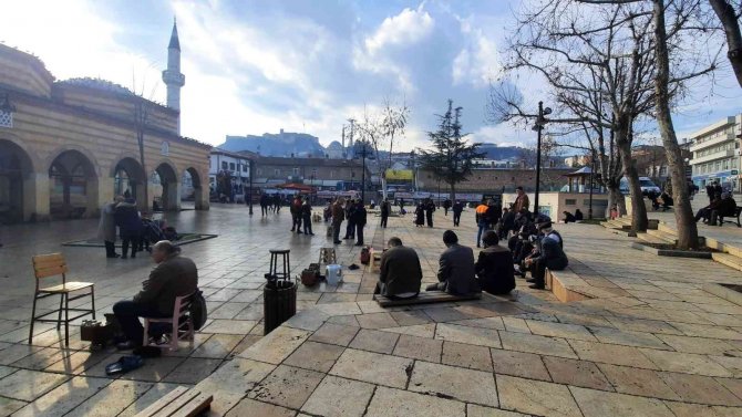 Aşılamada Yüzde 81 Oranını Aşan Kastamonu’da Vakalar Yeniden Artışa Geçti