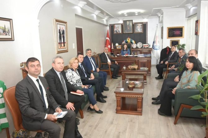 Bu İlçede Öğrenciler Kaymakam Ve Başkan Oluyor