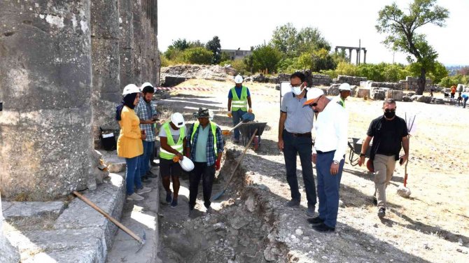 Uzuncaburç’da Ms 7. Yüzyıldaki Bir Tahribin İzlerine Ulaşıldı