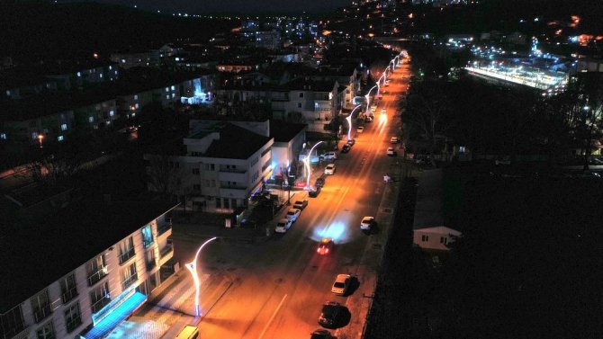Kayaş Caddesi Işıl Işıl Oldu