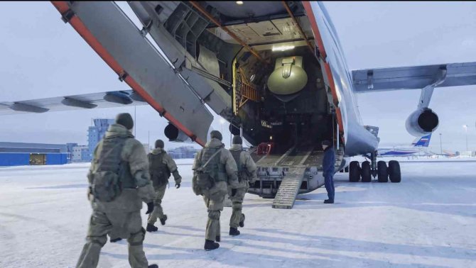 Rusya, Kazakistan’a Hava İndirme Birliği Gönderdi