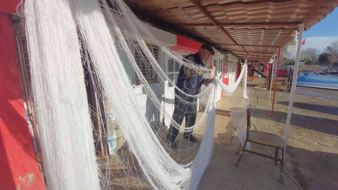 Tekirdağ’da Yarım Asırlık Limanda Tekne Çekecek Yer Kalmadı