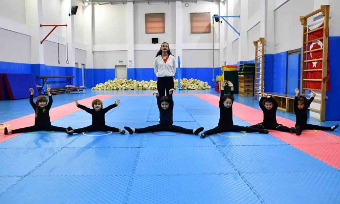 Geleceğin Jimnastikçileri Tepebaşı’nda Yetişiyor