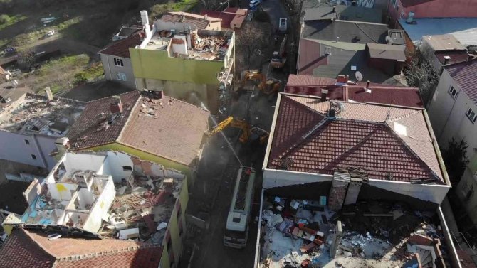 Üsküdar’da "Büyük Dönüşüm" Kapsamında 32 Bina Yıkıldı