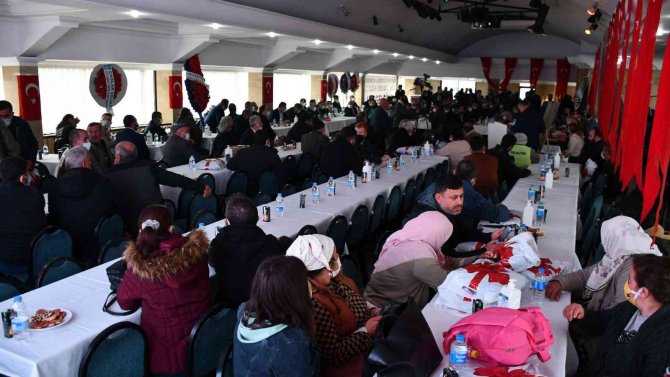 Söke Meyve Ve Sebzeciler Esnaf Odası’nda Ümit Coşkun Güven Tazeledi