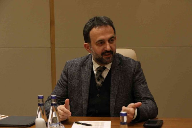 Ato Başkan Yardımcısı Yılmaz, İ̇zmir Caddesi’ndeki İşletme Sahipleriyle Görüştü