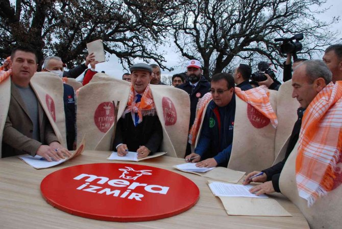 İ̇zmir, Çoban Ateşini Yaktı