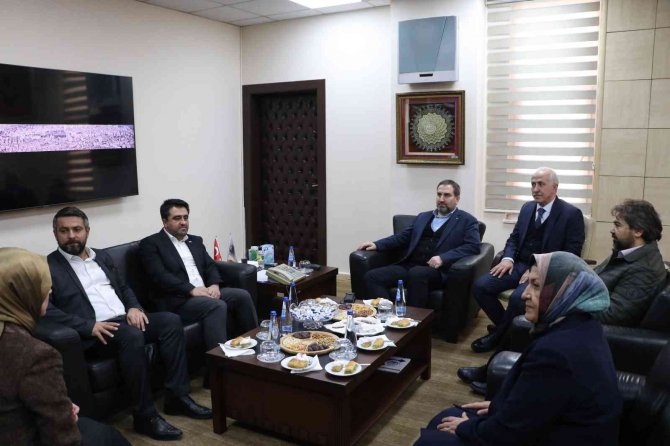 Ak Parti’li Şen: "Temel Hedefimiz Var, 2023 Seçimlerini Kazanmak"