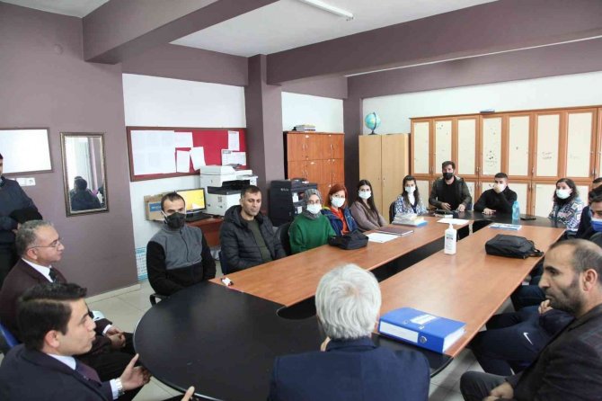 Kaymakam Dağ’dan Okul Ziyareti