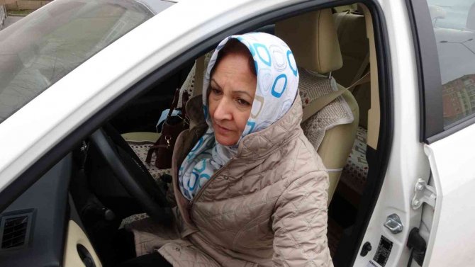 Otomobiline Bomba Düzeneği Yerleştirilen Kadın Konuştu