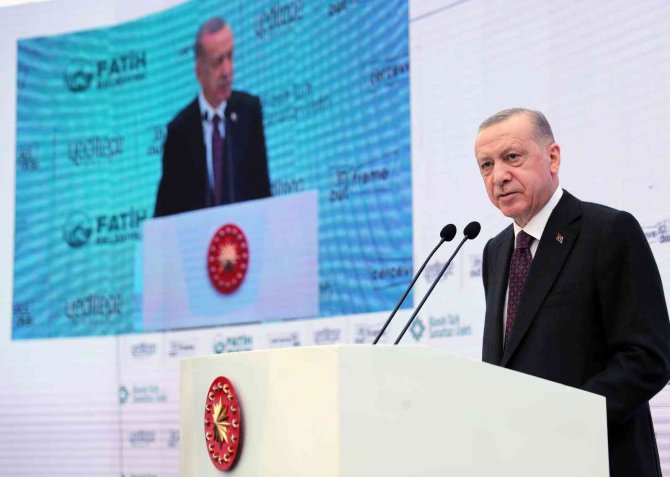 Cumhurbaşkanı Recep Tayyip Erdoğan 2. Yeditepe Bienali’nde Konuştu