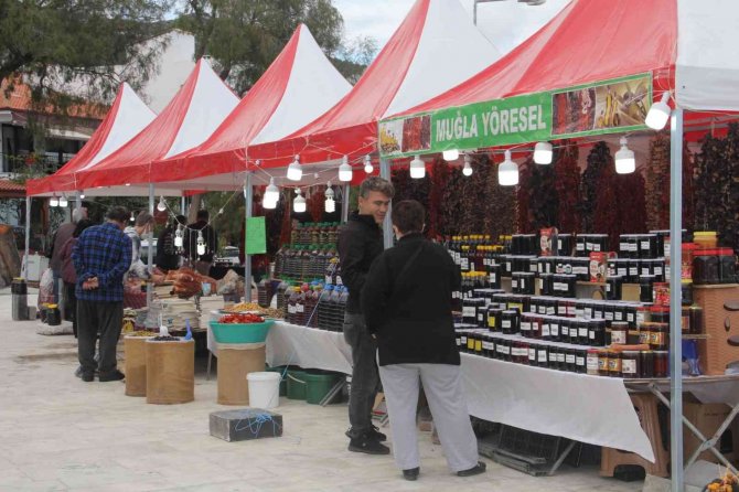 Datça’da Yöresel Ürünler Festivali İlgi Görüyor