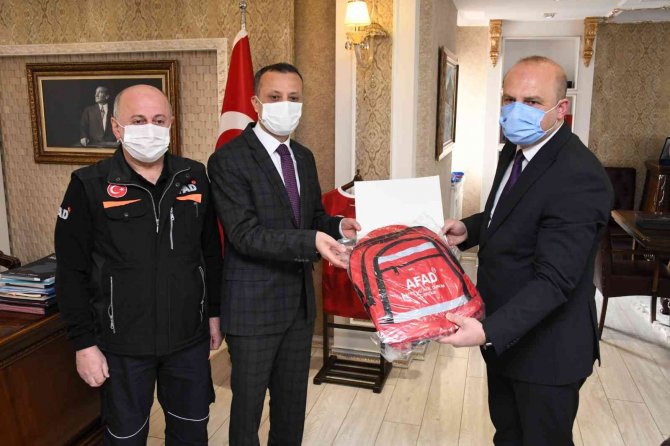 Yangın Kahramanlarına Teşekkür Belgeleri Verildi