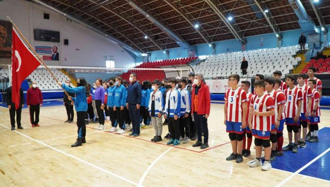 Okul Sporları Voleybol Grup Müsabakaları Manisa’da Başladı