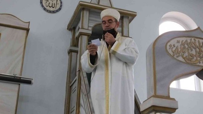 Balıkesir’de Bin 600 Camide Okunan Hutbede Maske, Mesafe Ve Aşı Uyarısı Yapıldı