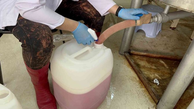 Isparta’da Meslek Lisesi Fabrika Gibi Çalışıyor