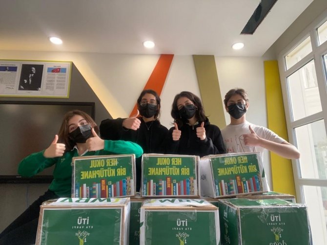 T-mba Liderlik Akademisi Öğrencilerinden 20.000 Kitap Bağışı