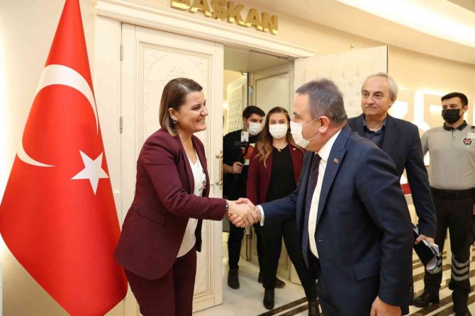 İ̇zmit Belediye Başkanı Antalya’nın Projelerini İnceledi