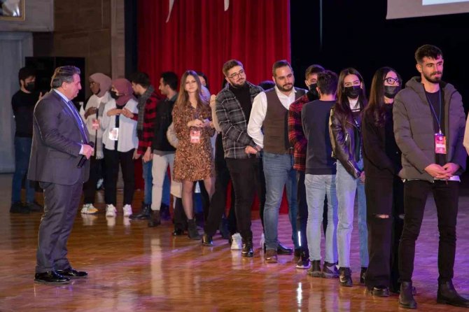 Kalite Yönetim Sistemi Çerçevesinde “Kurumsal İ̇letişim” Konferansı Verildi