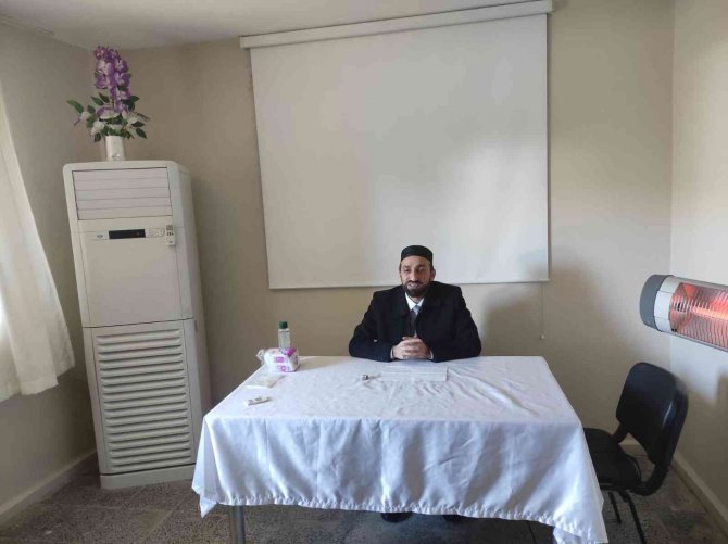 Elazığ’da "İ̇slam’da Aile Ve Kadın" Semineri Düzenlendi