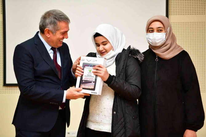 Mamak’ta “Güzel Ezan Okuma” Yarışması
