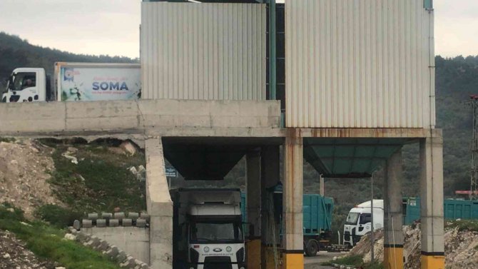 Soma’daki Evsel Atıklar Uzunburun’da Bertaraf Edilmeye Başlandı