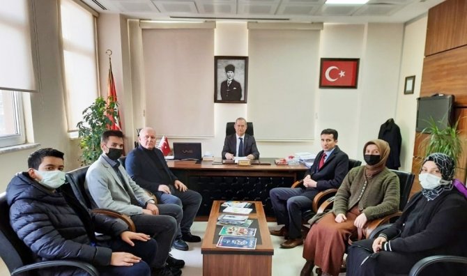 Başarılı Öğrencilere Ödül