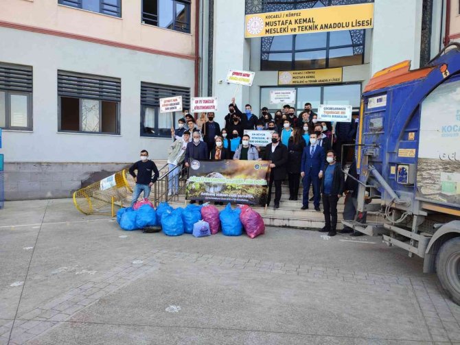 Körfez’de Tonlarca Atık Geri Dönüştürülüyor