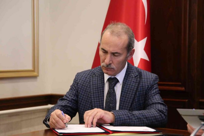 Üniversite Ve Kültür Müdürlüğü Arasında Senkronizasyon