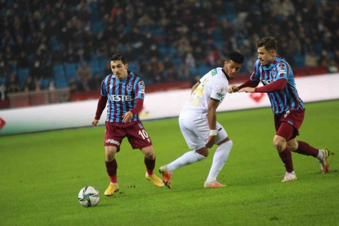 Spor Toto Süper Lig: Trabzonspor: 1 - Yeni Malatyaspor: 0 (Maç Sonucu)