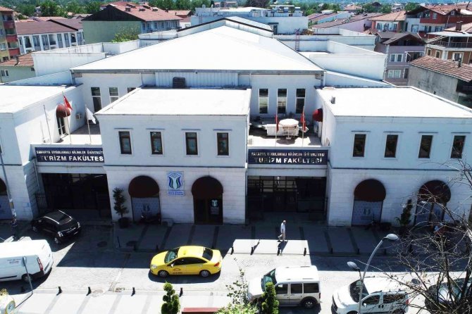 Subü Turizm İ̇şletmeciliği’ne Tam Akreditasyon