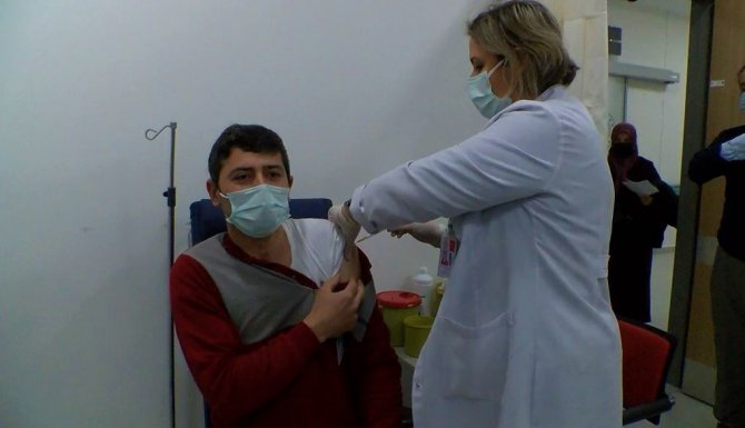 İ̇l Sağlık Müdürü Kalkan: “Artık Elimizde Çok Güçlü Bir Silahımız Var”