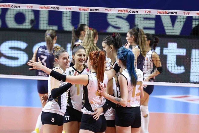 Vakıfbank, Yeni Yıla Galibiyetle Başladı