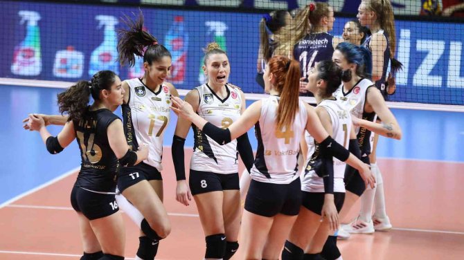Vakıfbank, Yeni Yıla Galibiyetle Başladı