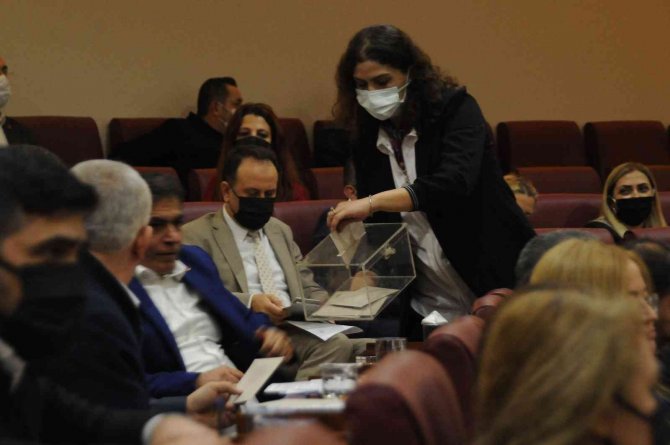 Yalova Belediyesi İştiraki Şirketlerin Tüm Hisselerine Sahip Olacak