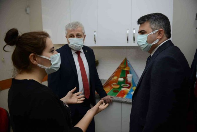 Özel Çocuklar Ve Ailelerine Spor İmkânı