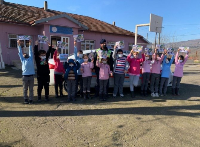 Jandarmadan Öğrencilere Trafik Eğitimi