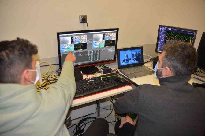 Adana’da Kasıktan Kalp Kapak Değişimi