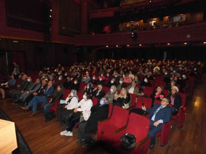 Gençleşen Türküler’de 10’uncu Yıl Coşkusu