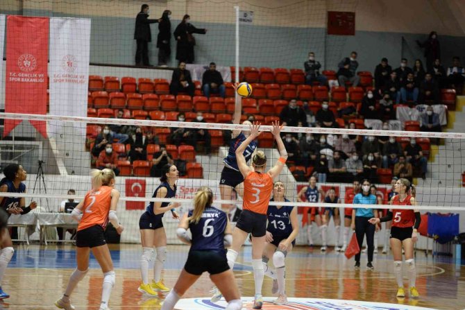 Çukurova Belediyespor Rövanşı Kazanamadı
