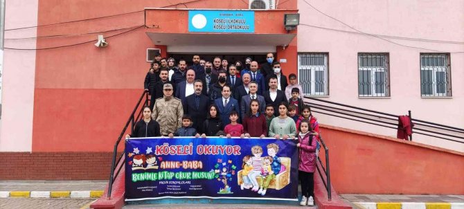 Bismil’de, ’Anne Baba Benimle Kitap Okur Musun’ Projesiyle Öğrenci Velileri Sınava Girdi