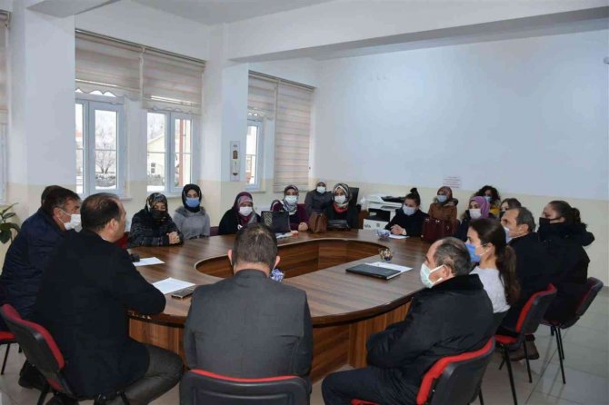 Minik Öğrencilere Sağlıklı Yaşam İçin “C Vitamini Şenliği"