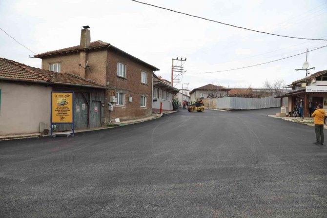 Bursa’nın 418 Dönümlük Yeni Mezarlığına Sıcak Asfalt