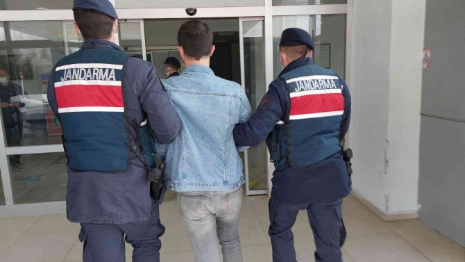 Samsun’da 10 Bin 668 Adet Sentetik Ecza Ele Geçirildi