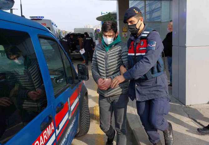 Samsun’da 10 Bin 668 Adet Sentetik Ecza Ele Geçirildi