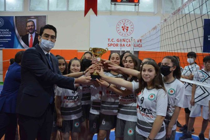 Ortaokullar Arası Voleybol Turnuvası Sona Erdi