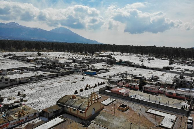 Meksika’nın Tlachichuca Şehrine Tarihte İlk Kez Kar Yağdı
